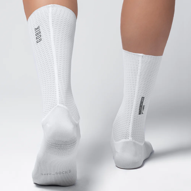 Gobik Socks Unisex VORTEX 2.0 - Salt