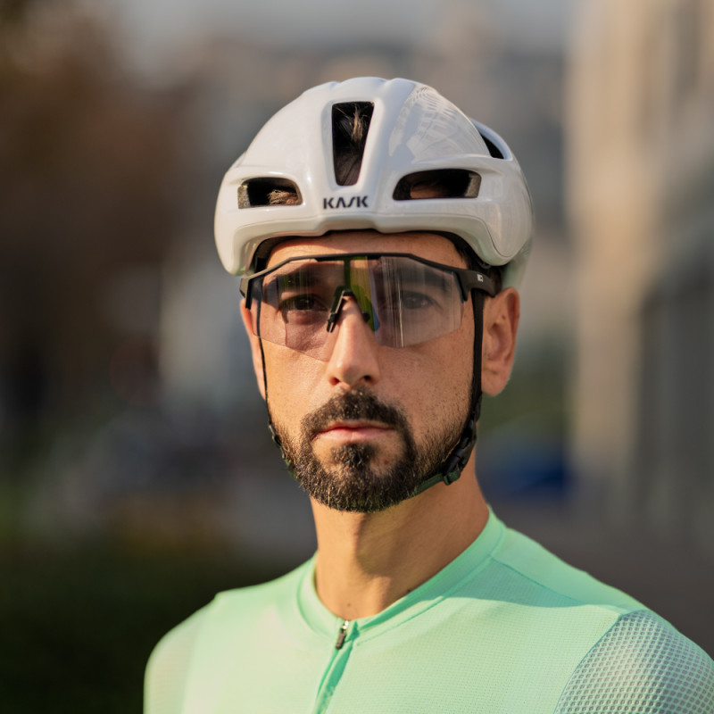 Koo Alibi Matte Black / Photochromic Silver Mirror