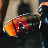Koo Alibi White Matt / Red Mirror