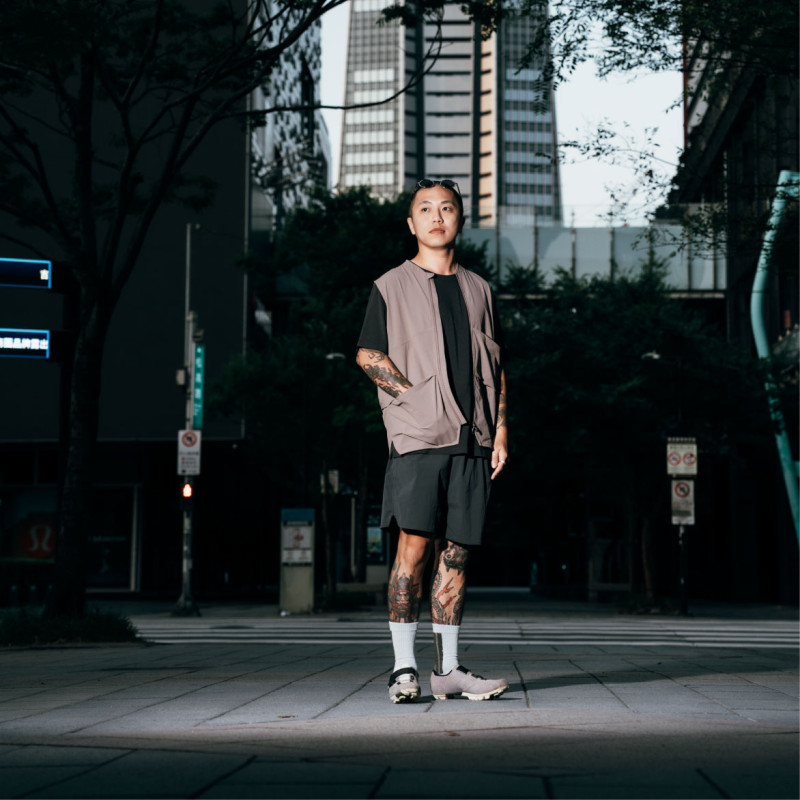 PEdALED Lifewear Vest - Dark Grey