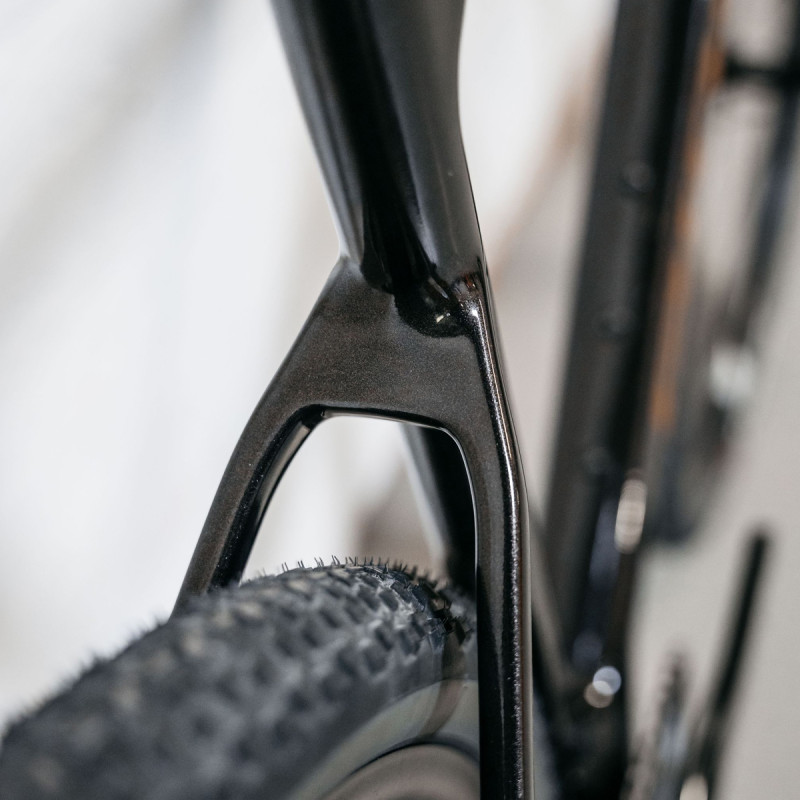 Ridley ASTR Gravel Bike - Metallic Black/ Bronze Gold - Sram Rival AXS XPLR Wide 1x13