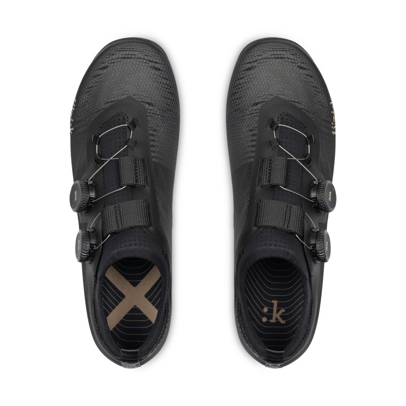 Fizik Vega Carbon - Coal Black/Black