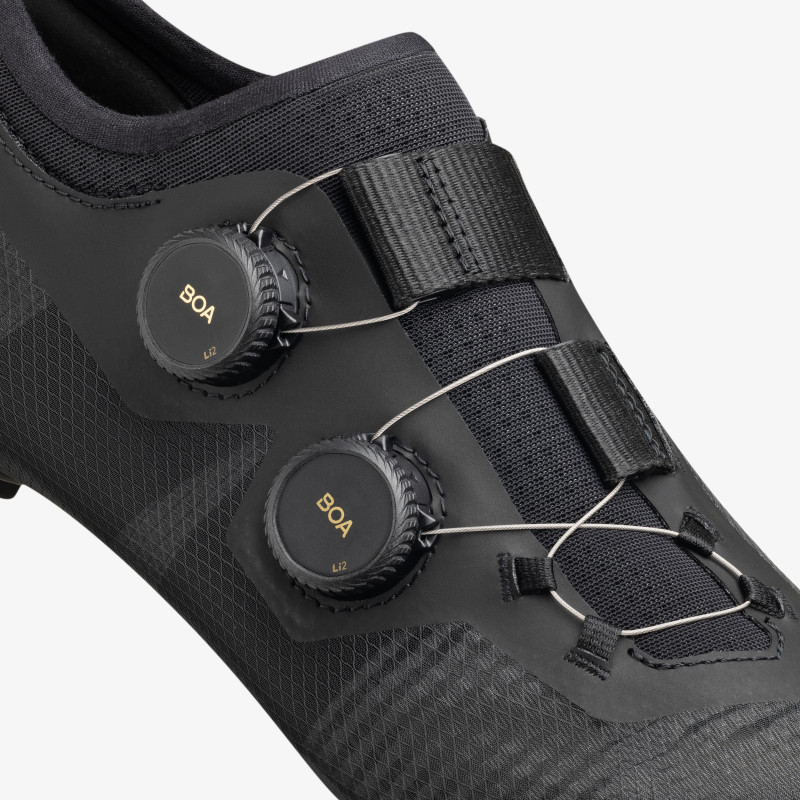 Fizik Vega Carbon - Coal Black/Black
