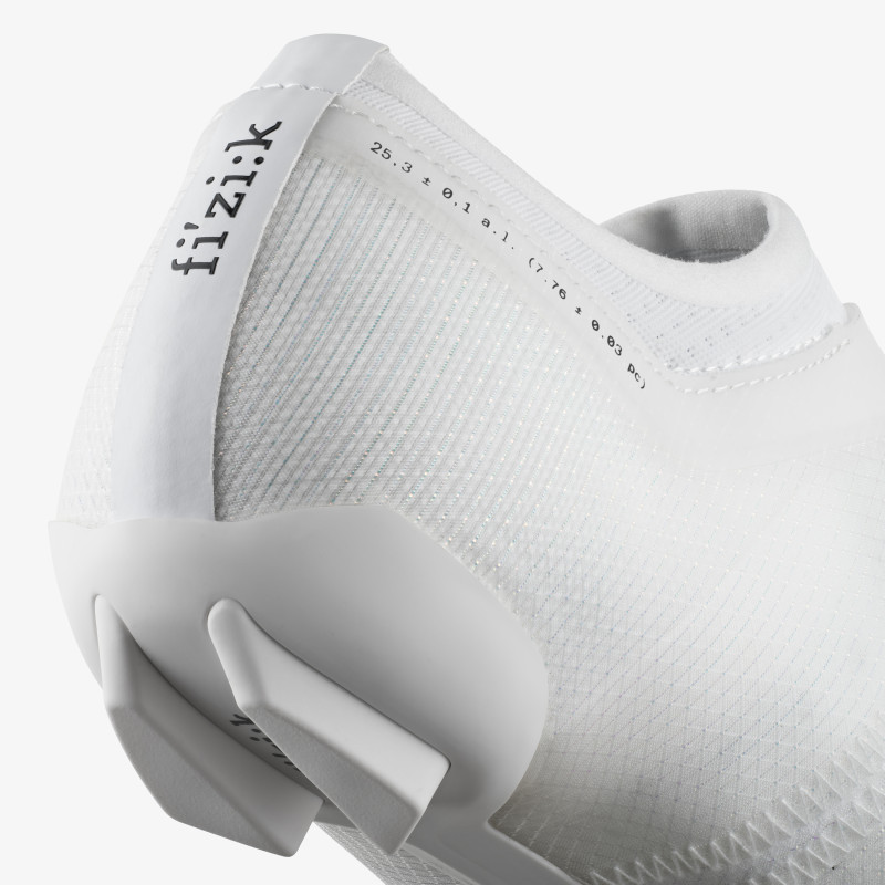 Fizik Vega Carbon - White/ White