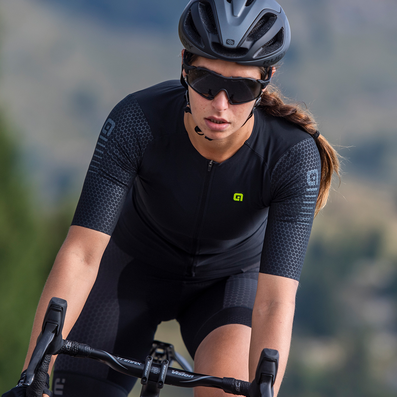 ale-ss-2022-w-race-special-jersey
