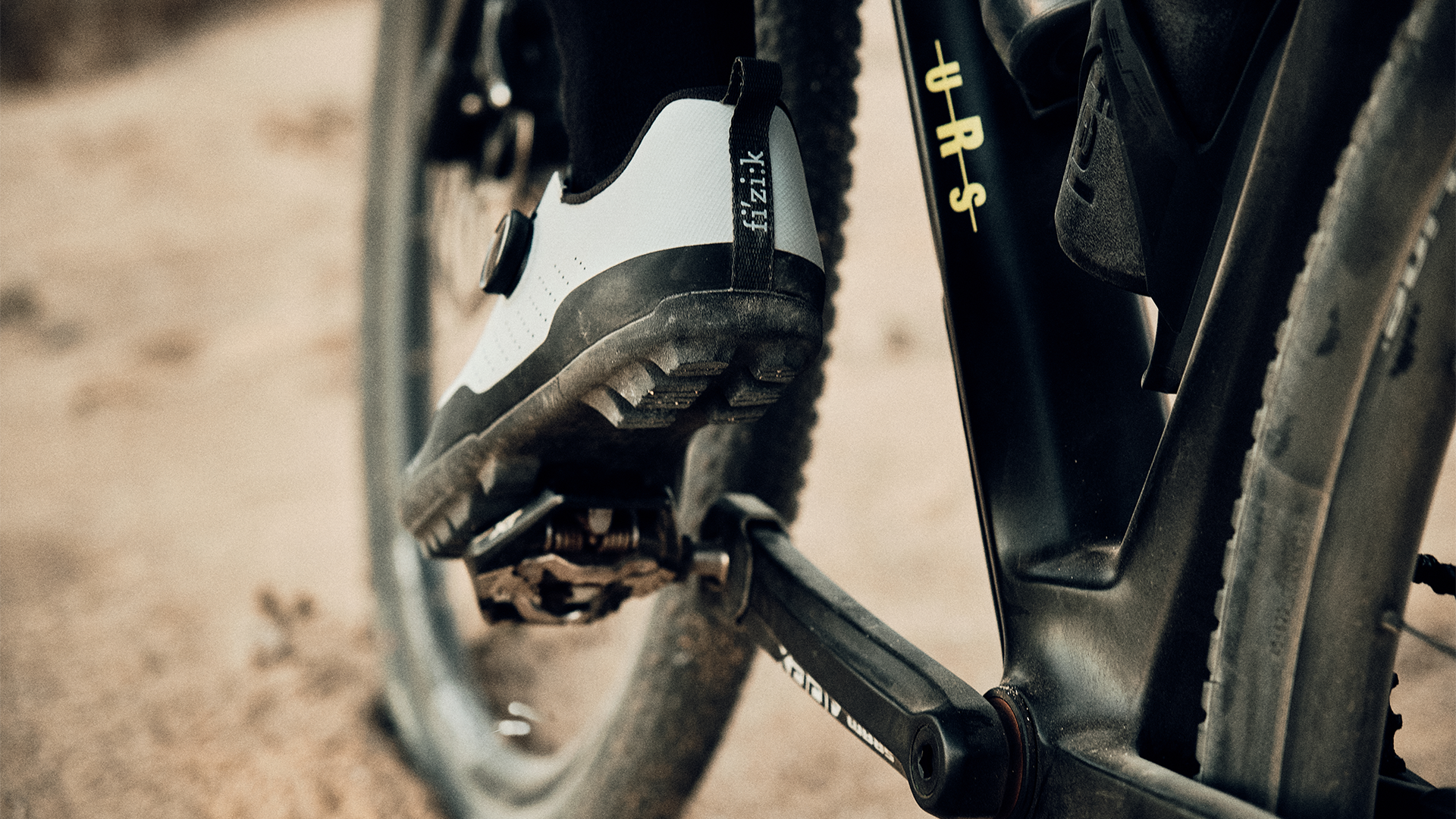 _0003_fizik-terra-atlas-off-road-shoes-1