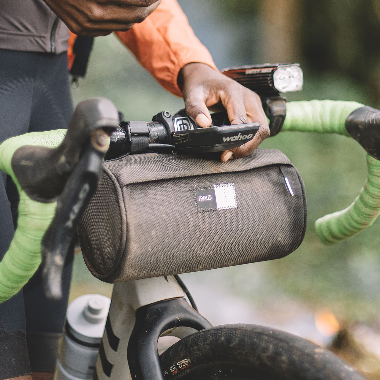 pedaled-odyssey-bar-bag