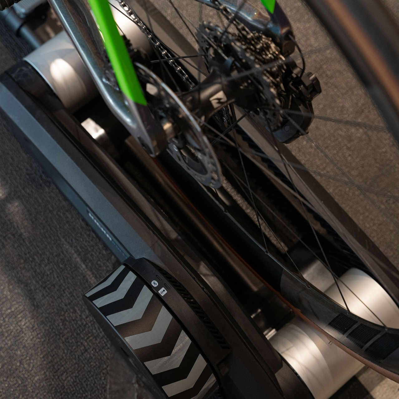 NOW AVAILABLE: Wahoo KICKR ROLLR Smart Trainer & POWRLINK Zero Pedals